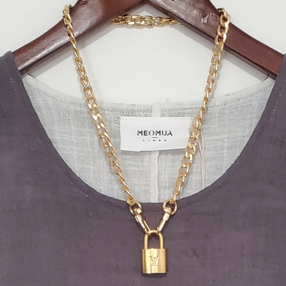 #307 AUthentic LOUIS VUITTON Lock Key Set Padlock Brass Polished Gold Ne… - Picture 13 of 16